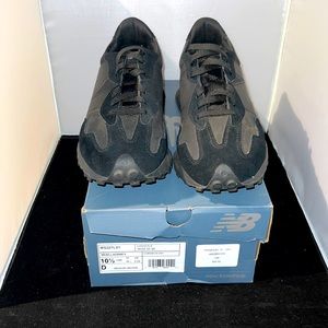 New Balance Black MS327LX1 men’s USA size 10 1/2